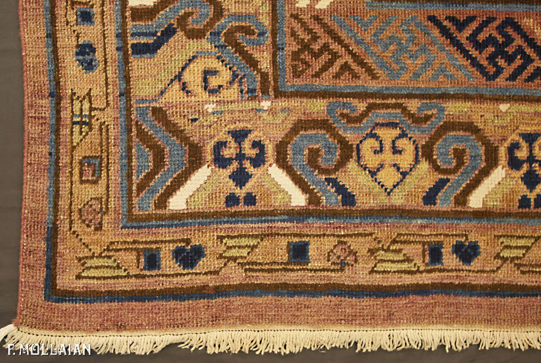 A Large Antique Khotan Carpet n°:23420852
